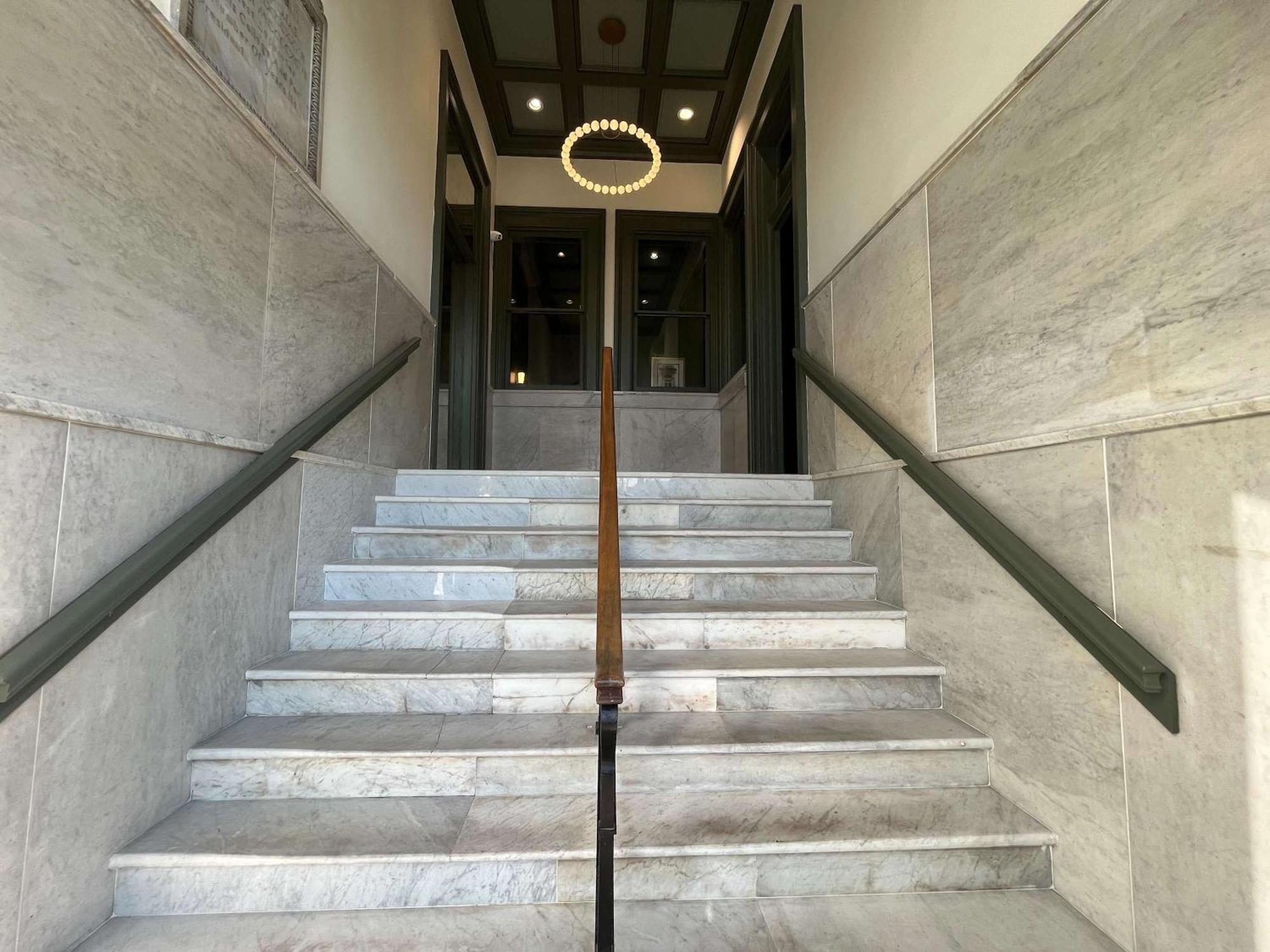 Bright And Modern In # 306 Louisville