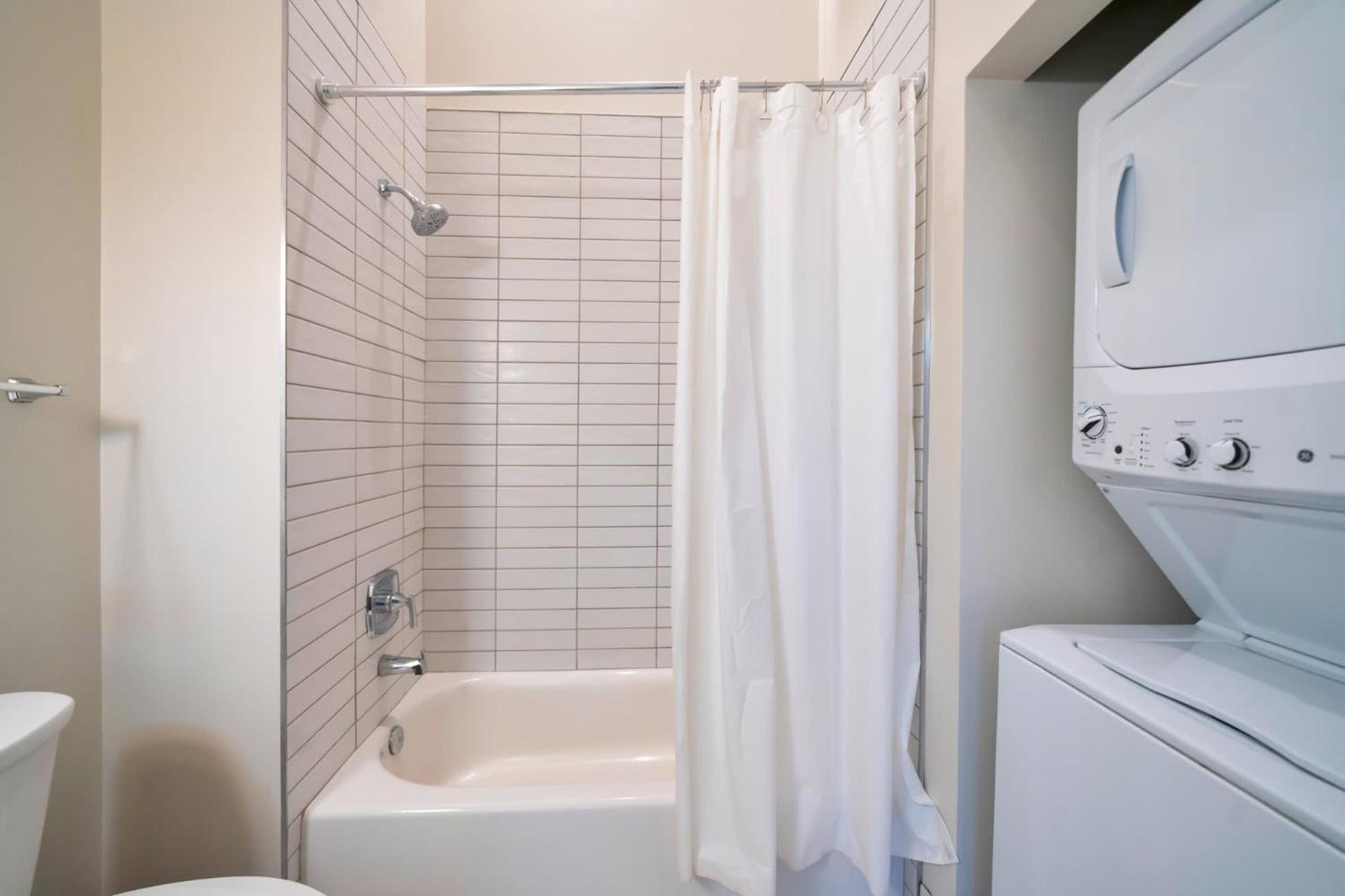 Bright And Modern In # 306 *
