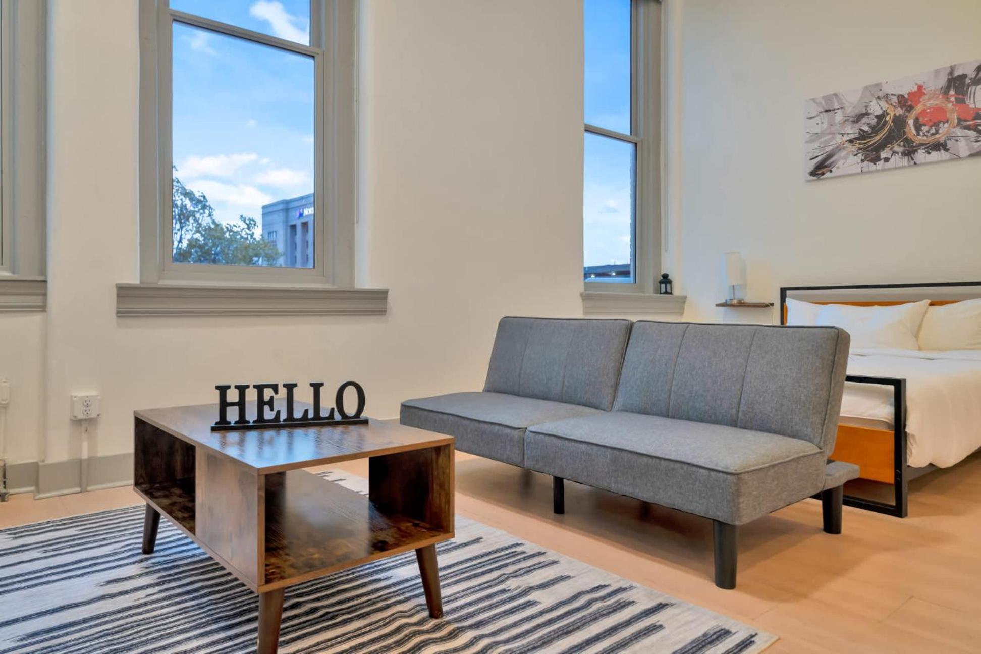 Bright And Modern In # 306 Louisville
