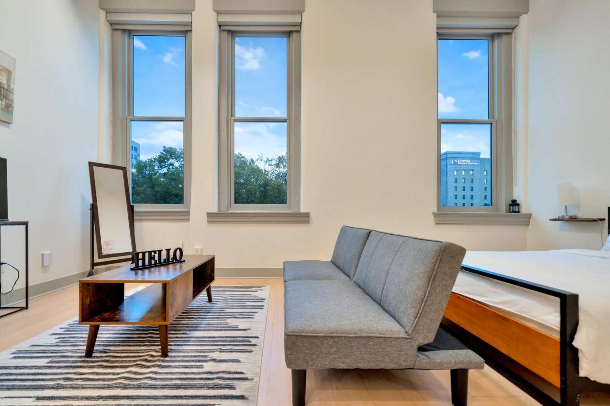 Bright And Modern In # 306